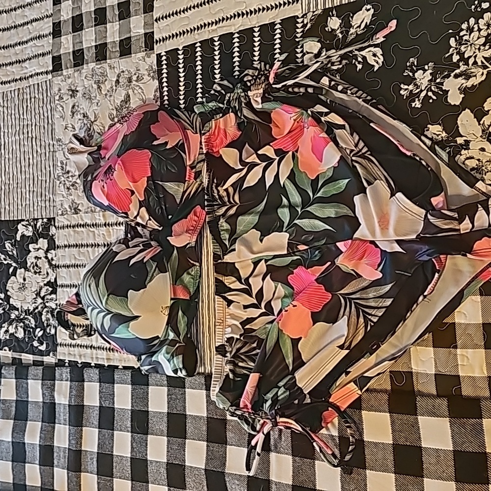 3 PC Lane Bryant Swim suit With Cover. 14/16 with 38 F cup top